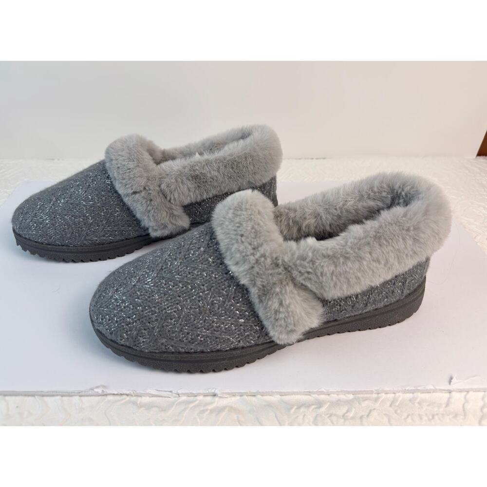 Skechers Memory Foam Gray Faux Fur Slippers Women’s Cozy House Shoes - Picture 4 of 7